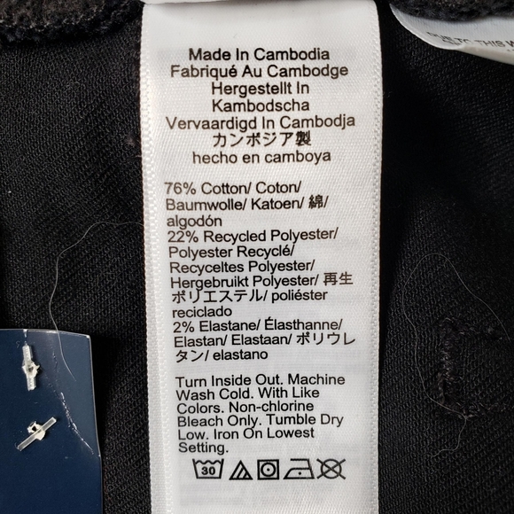 J. Crew | NWT Petite Essential Straight Jean in All-Day Stretch Women's 27P - Picture 8 of 8